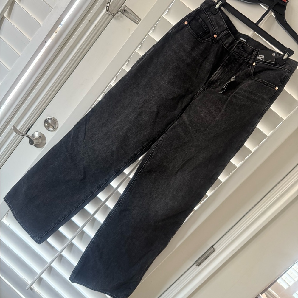 EXPRESS Women’s High Waisted Washed Black Wide Leg Jean Size:4R Brand New w/tags - Picture 4 of 14